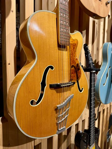 1965 Hofner President