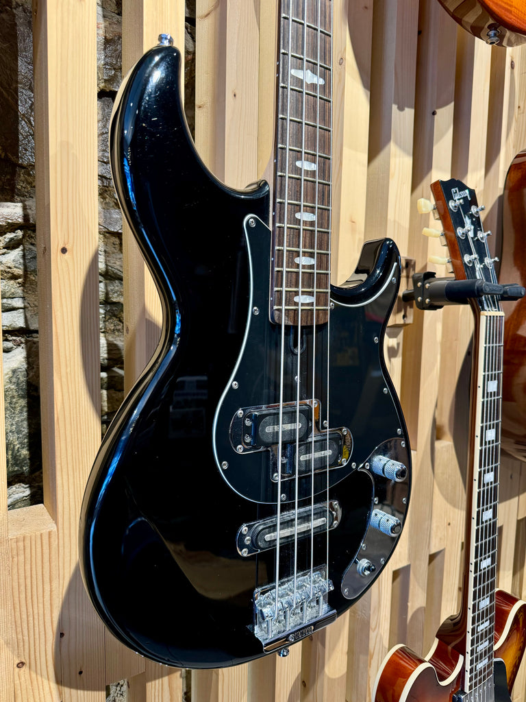 Yamaha BB1024X Bass ~ 4 String (Preloved) – Windmill Guitars